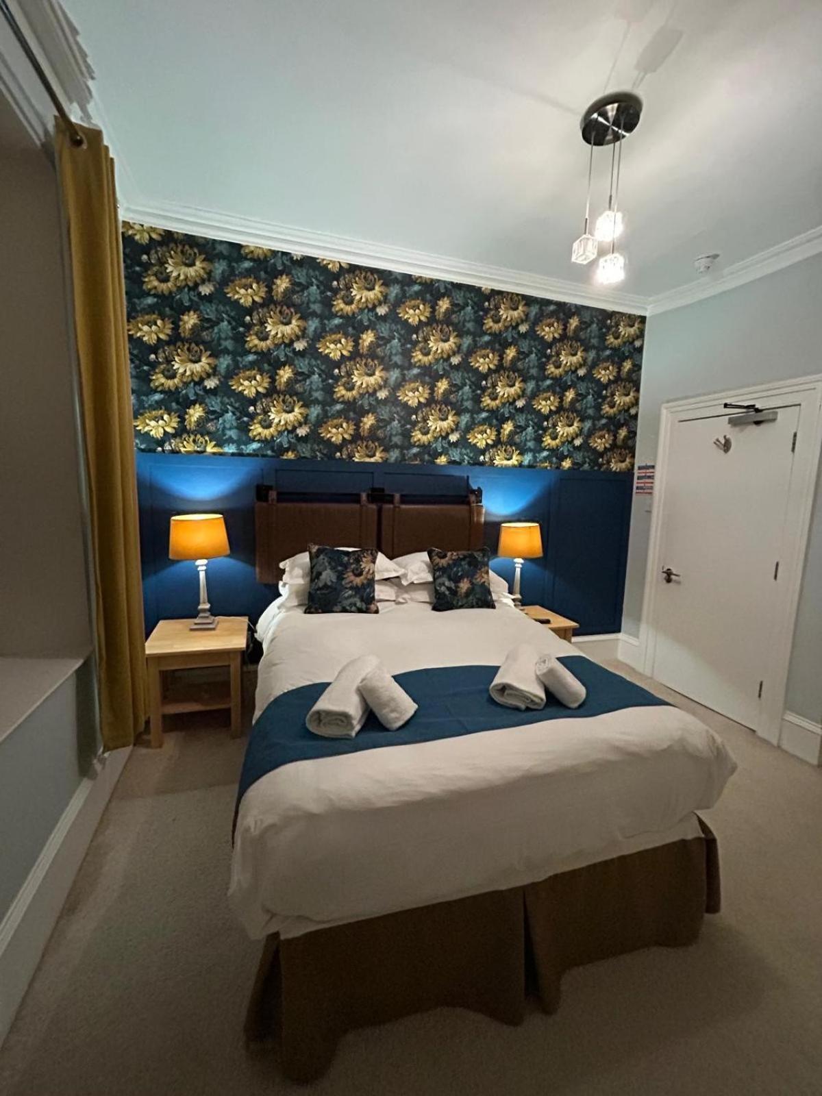 Annandale Arms Hotel موفات المظهر الخارجي الصورة