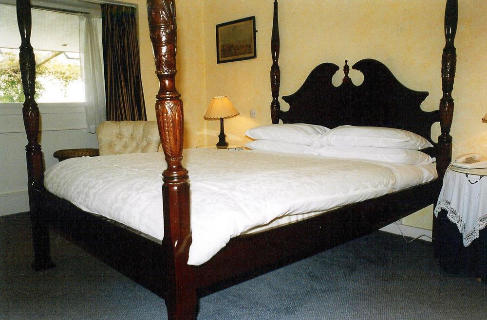 Annandale Arms Hotel موفات المظهر الخارجي الصورة